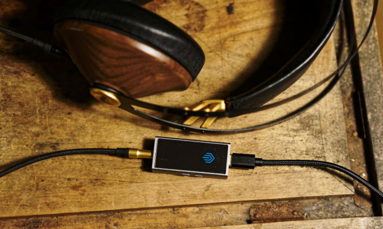 Nghe nhạc hi-res từ smartphone đơn giản hơn với USB DAC Nuprime Hi-mDAC