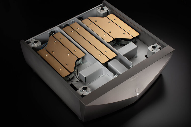 DS Audio giới thiệu bộ kim quang học đầu bảng Grand Master có giá lên tới 1,37 tỷ đồng