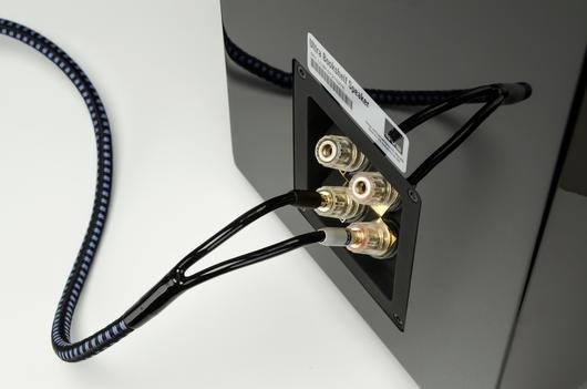SVS tung ra bộ cáp âm thanh SoundPath gồm dây loa, dây tín hiệu và dây loa subwoofer
