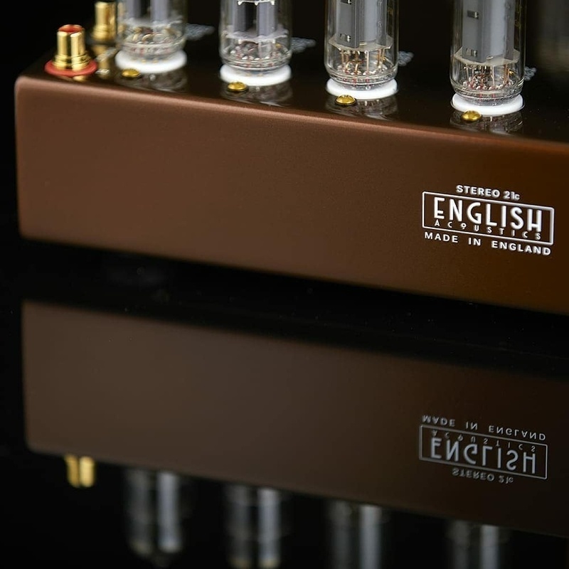 English Acoustics giới thiệu ampli đèn Stereo 21c