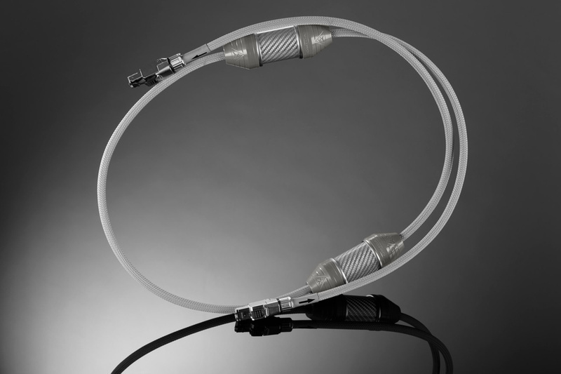 Shunyata Research trình làng loạt dây tín hiệu số cao cấp Omega Digital Cables