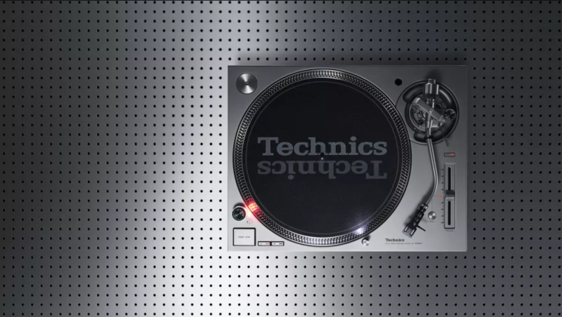 Mâm đĩa DJ Technics SL-1200 chuẩn bị xuất hiện phiên bản MK7 vào tháng 5