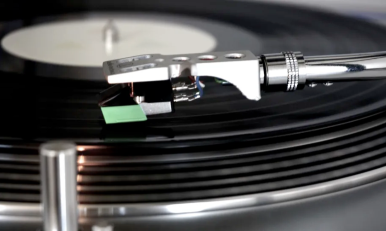 Tìm hiểu quá trình số hóa đĩa vinyl 78rpm tại Internet Archive