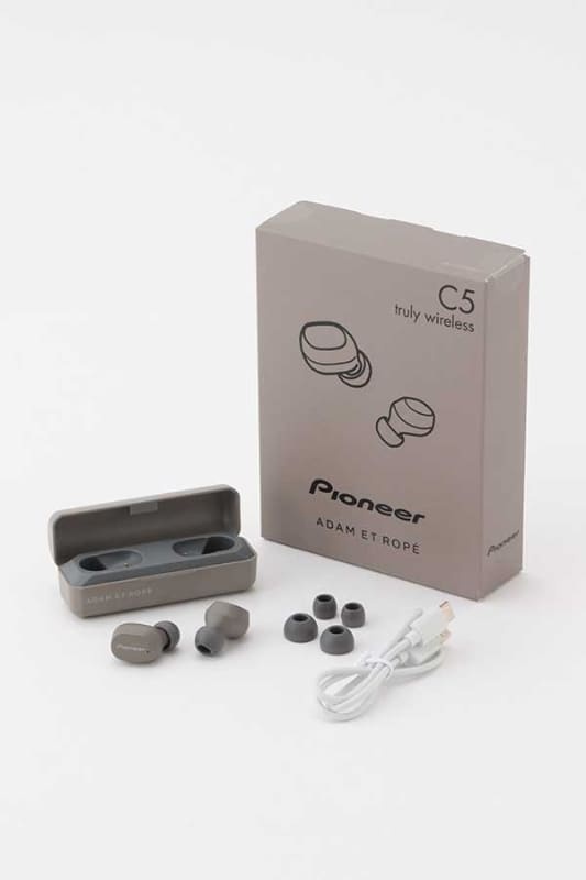 Pioneer hợp tác cùng Adam Et Ropé ra mắt phiên bản đặc biệt của C5 True Wireless