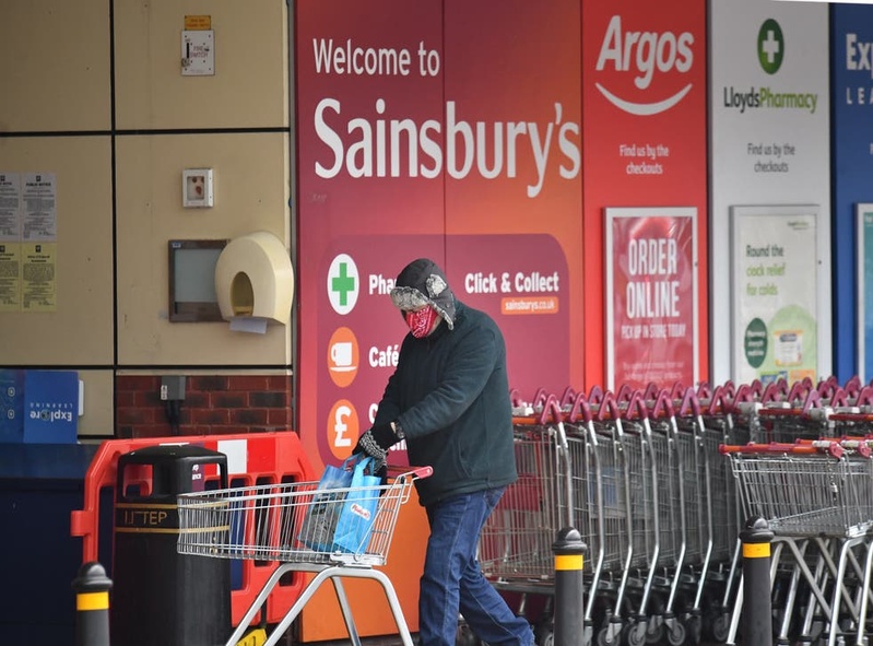 Chuỗi siêu thị Sainsbury tạm dừng kinh doanh mặt hàng đĩa CD, DVD 