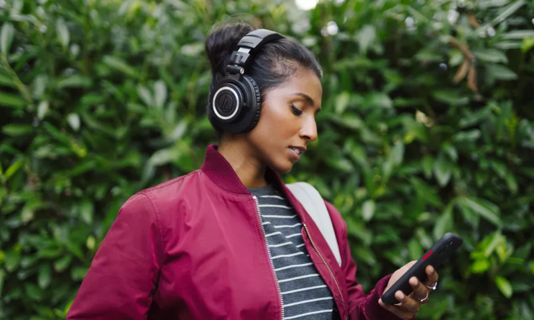 Audio-Technica ra mắt sản phẩm kế nhiệm của tai nghe không dây đầu bảng ATH-M50xBT