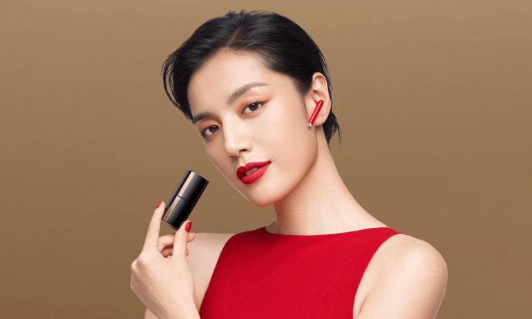 Huawei giới thiệu đôi tai nghe true-wireless dành riêng cho phái đẹp FreeBuds Lipstick