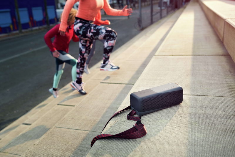Philips tung loạt thiết bị âm thanh di động mới dành cho người đam mê thể thao
