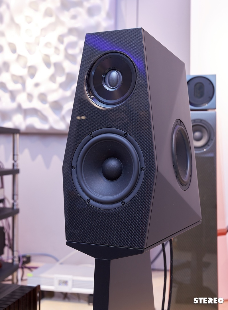 Cận cảnh loa bookshelf nhập môn hi-end Kaiser Acoustics Furioso Mini F1 tại Audio Sơn Hà