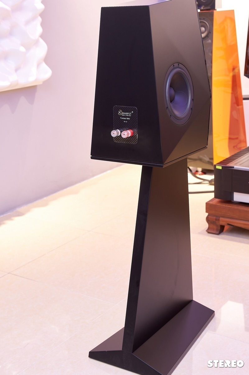 Cận cảnh loa bookshelf nhập môn hi-end Kaiser Acoustics Furioso Mini F1 tại Audio Sơn Hà