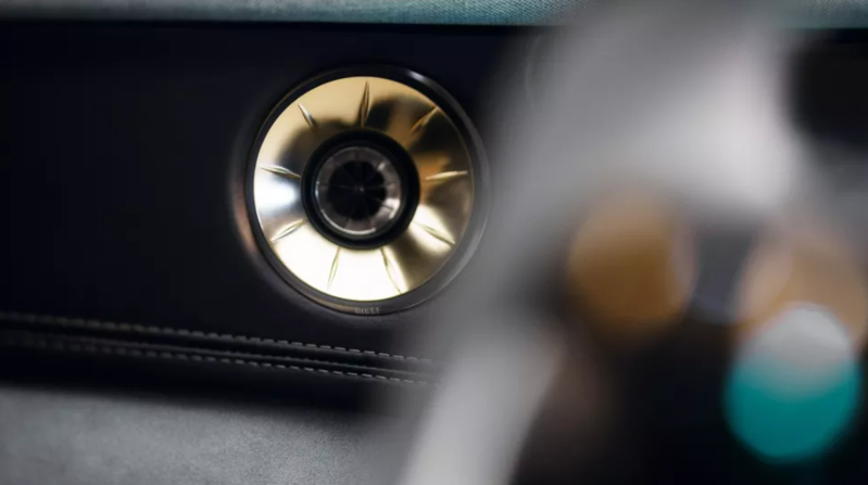 KEF hé lộ hệ thống âm thanh 23 loa dành cho xe SUV điện Lotus Eletre