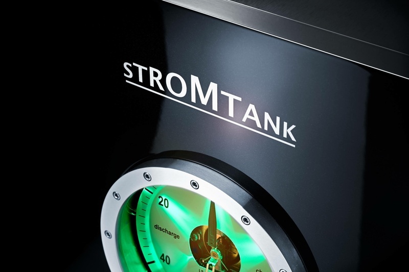 S4000 Pro Power: Bộ cấp nguồn dùng pin mới nhất từ Stromtank