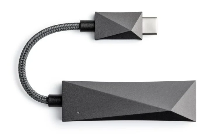 Astell&Kern mở bán USB DAC AK HC3: Ngoại hình sang trọng, có thể giải mã Native DSD256, hỗ trợ tai nghe có microphone