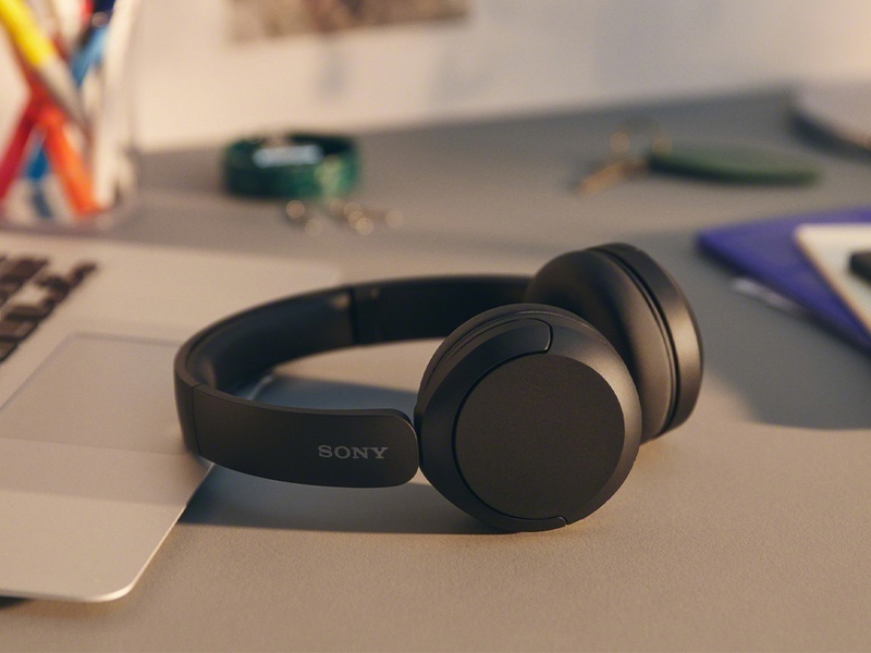 Sony ra mắt tai nghe không dây WH-CH720N: Phiên bản 