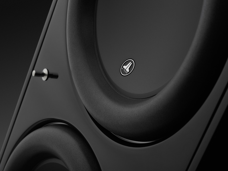 Garmin chính thức mua lại thương hiệu âm thanh JL Audio