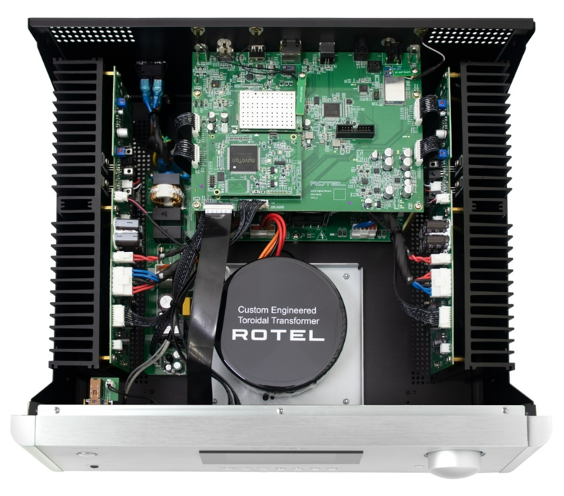 Rotel ra mắt ampli tích hợp RAS-5000: Hỗ trợ nhạc số trực tuyến, đa dạng kết nối, công suất 220W/kênh