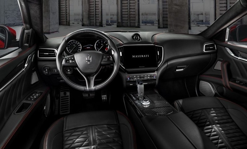 Đêm qua: Maserati ra mắt 03 mẫu Trofeo mới – Câu trả lời cho thế hệ siêu xe thượng lưu mới