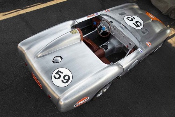 Tojeiro California Spyder: Mẫu xe đua động cơ trước duy nhất của John Tojeiro