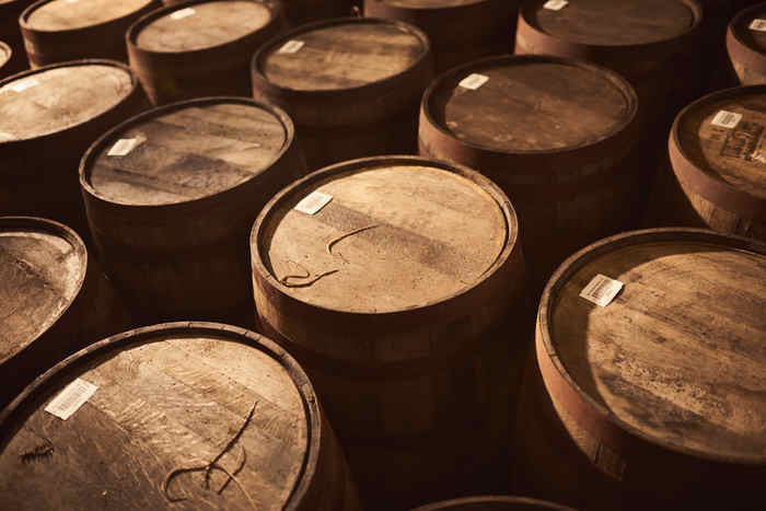Từ 100USD đến cả triệu đô la Mỹ, vì sao whisky lại đắt đỏ như vậy?